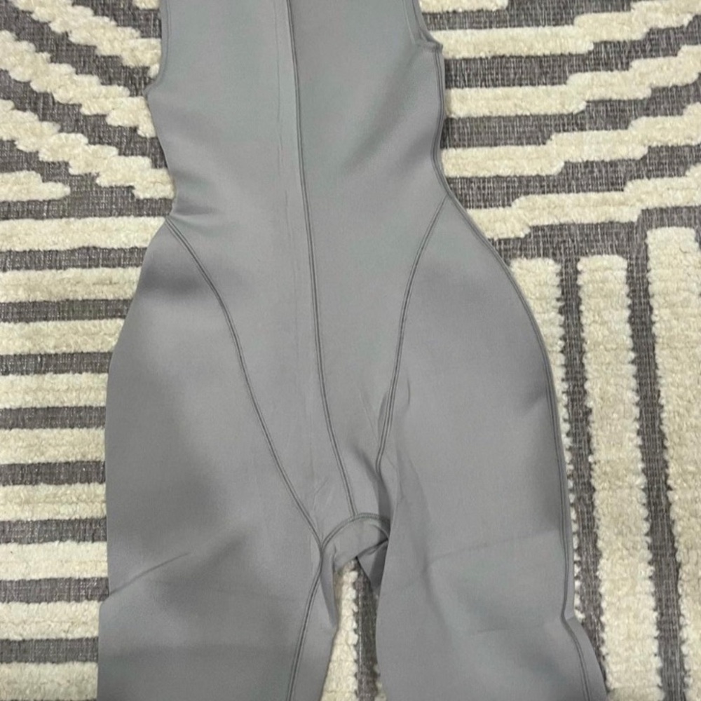SKIMS Full Length Swimsuit Wetsuit XS - Picture 7 of 15